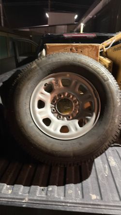 LT275/70R18 spare tire with rim