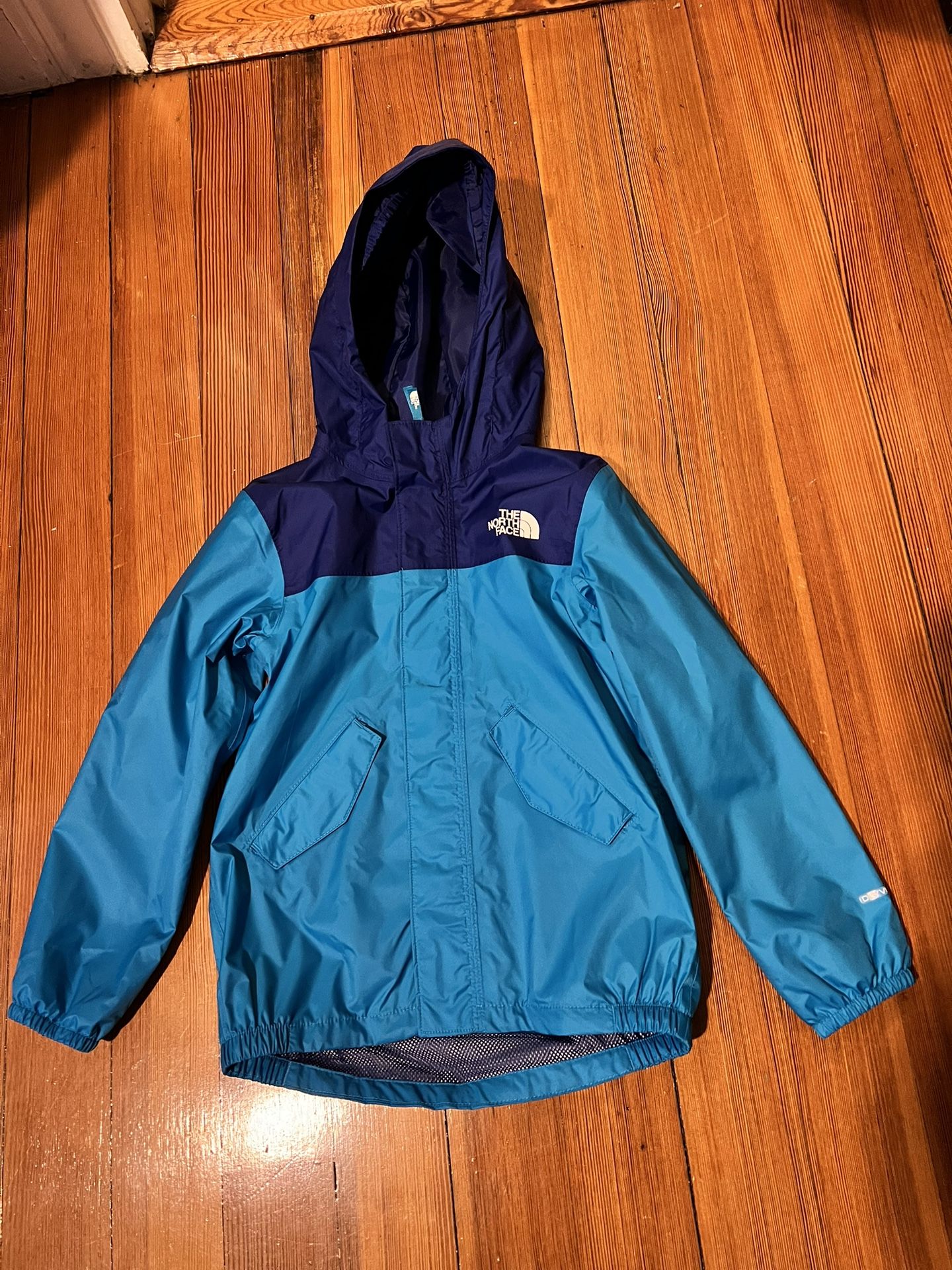 Northface Boys Size 6T Rain One Layer Jacket