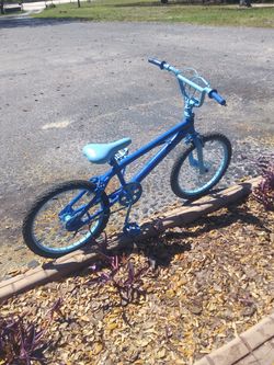 1997 HUFFY Half Ton Bmx Bike for Sale in Dade City, FL - OfferUp