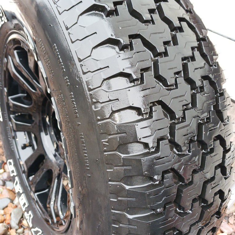 Goodyear Wrangler Radial Tires And Rims. P235 75R15 for Sale in  Albuquerque, NM - OfferUp