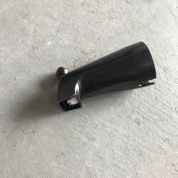 Brand new tub water spout- Delta