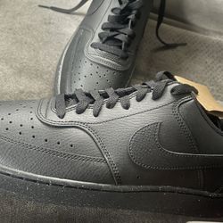 Nike Vision Court Low 