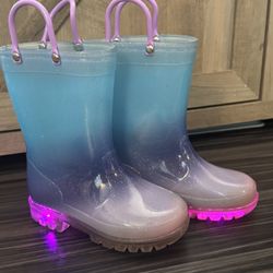 Girls Light-Up Rain Boots – Size 9T – $10