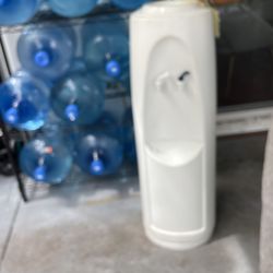 Water Dispenser