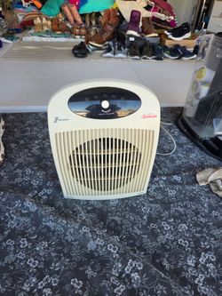 Sunbeam 1-Touch Electric Space Heater