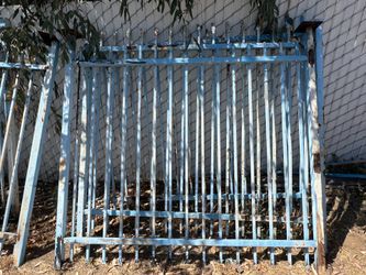 6 ft. x 6 ft.  Steel  Metal Fence Panels. (6 total)
