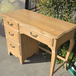 Edna Allen Escritorio Desk