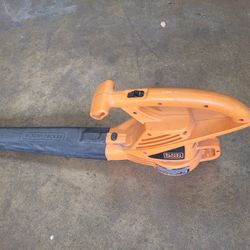 Black+Decker electric leaf blower