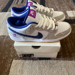 Nike SB Dunk Low Rayssa Leal Size 8.5
