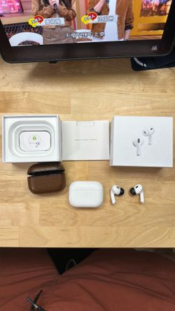 Used AirPod pro 2 with accessories
