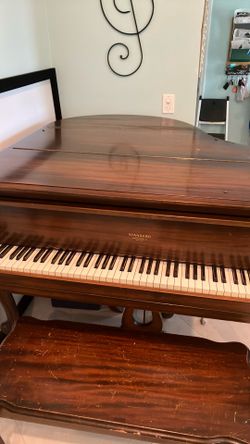 Baby Grand piano Hardman peck - Lower Price