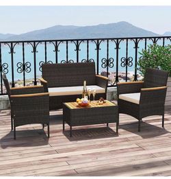 Title: Brand New 4-Piece Outdoor Patio Furniture Set – Never Used – $245