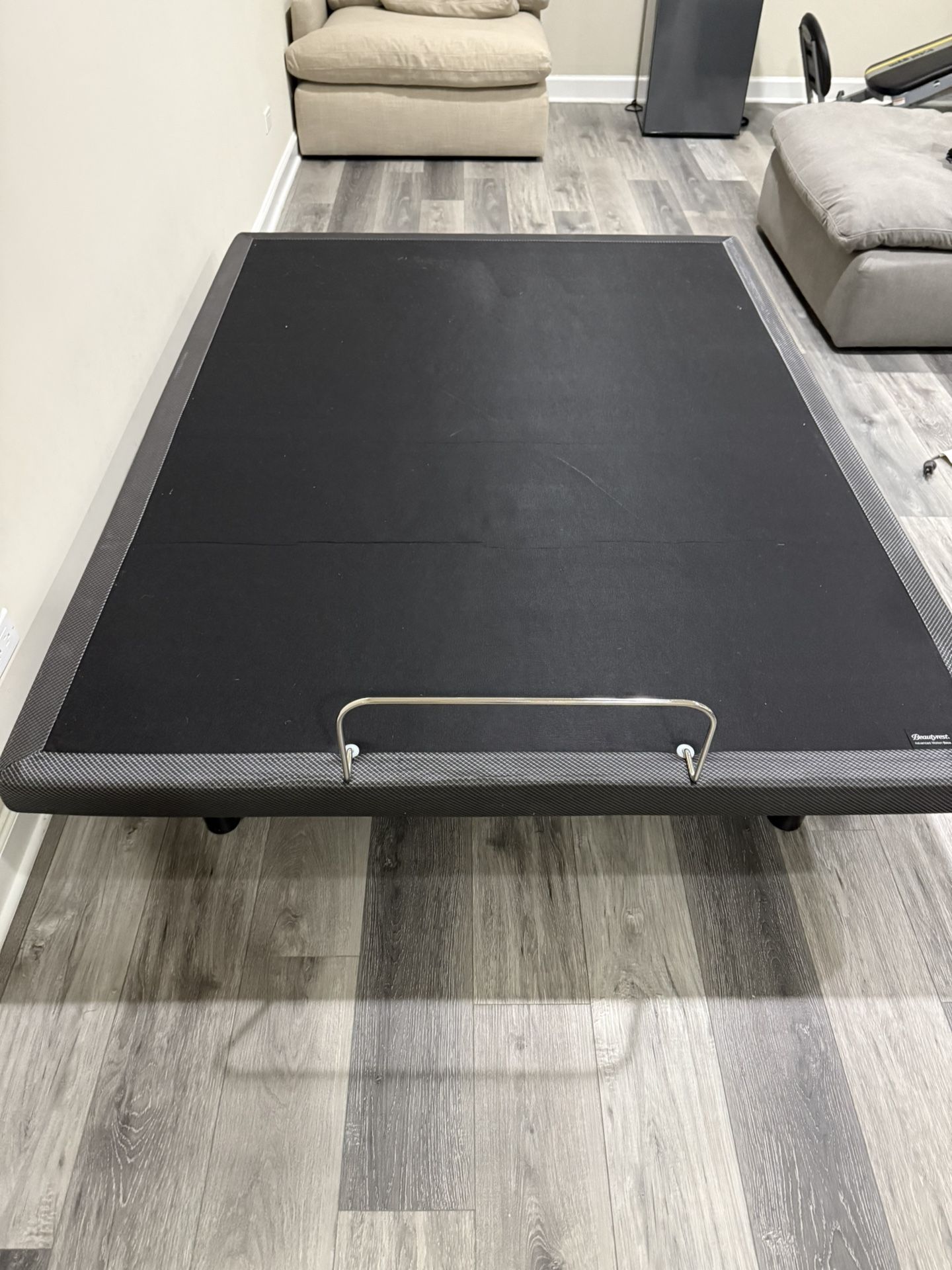 Beautyrest Queen Adjustable Base Brand New