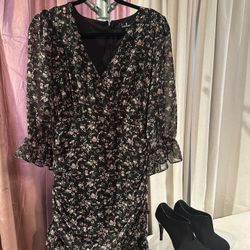 NEW!  Lulus Small Wedding Guest Dress