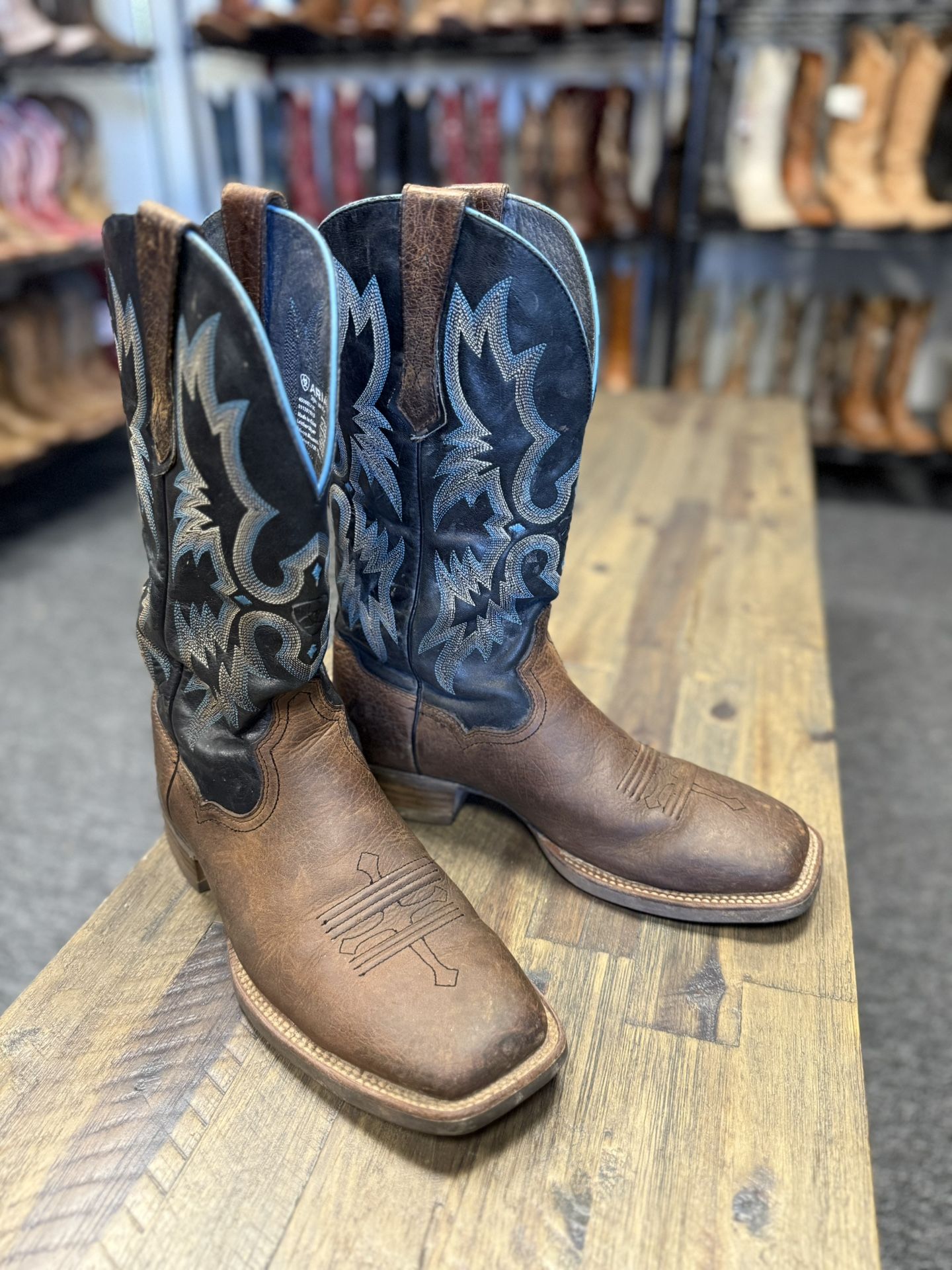 Ariat Mens Tombstone Cowboy Boots Western 10011785 9.5