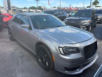 2018 Chrysler 300 S V6 RWD