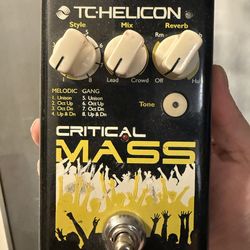 TC-Helicon Critical Mass Vocal Harmony Effects Pedal