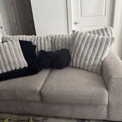 Couch (Decorative Pillows/Blanket Included)