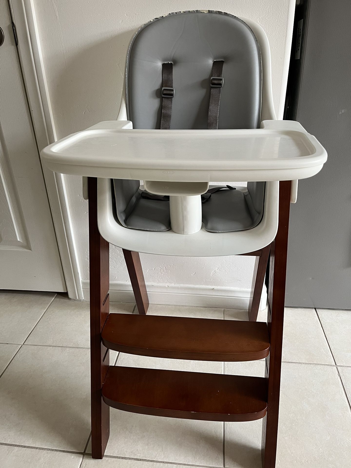 Adjustable High Chair