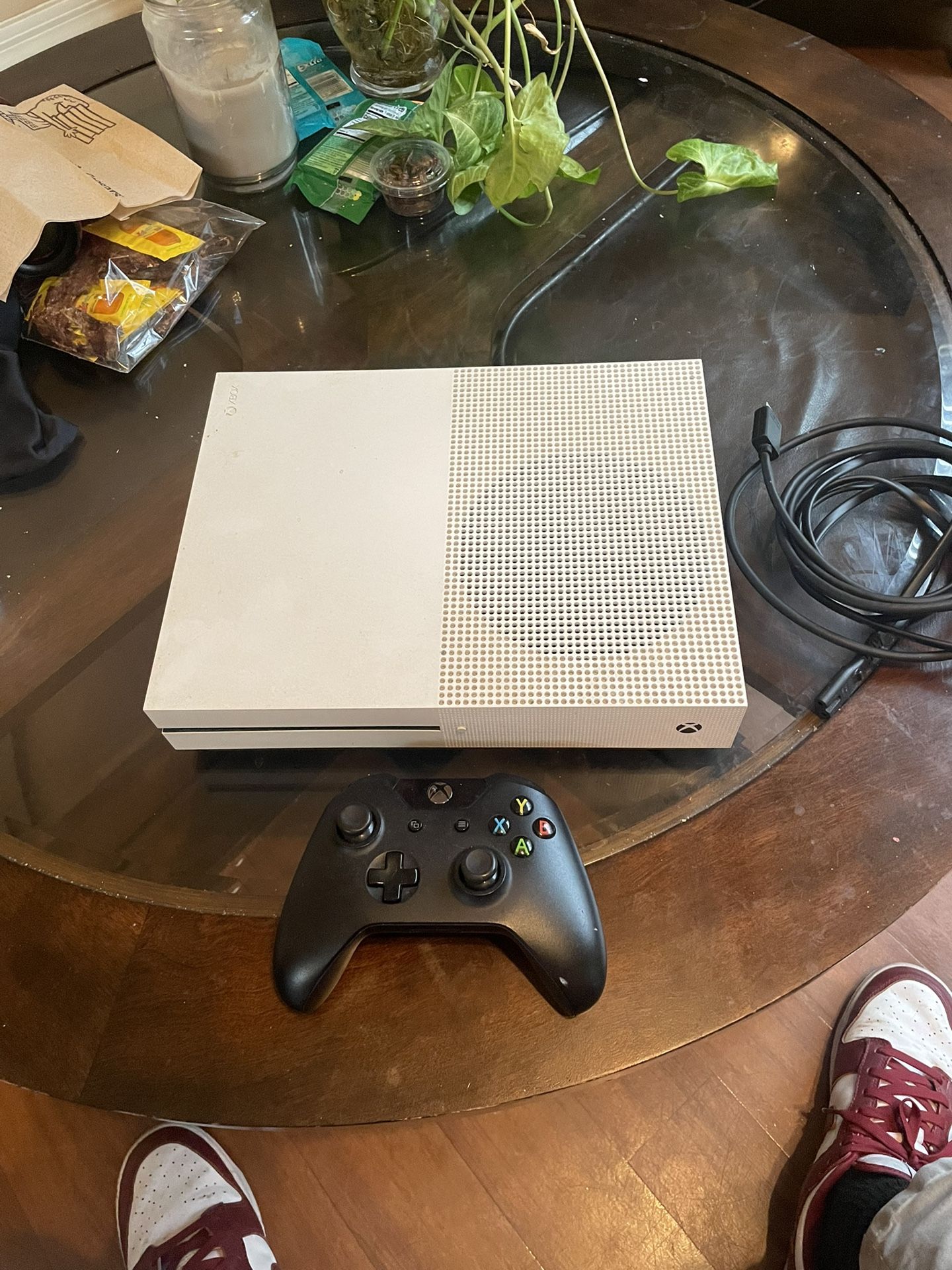 Xbox One S White Series 1TB