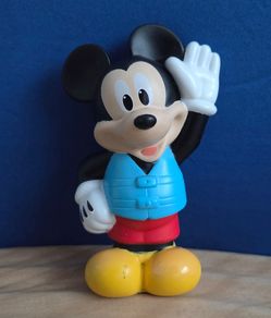 Disney Junior Mickey Mouse Bath Water Fun Toy 5-inch tall