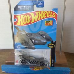 Batman Forever Bat mobile HotWheels