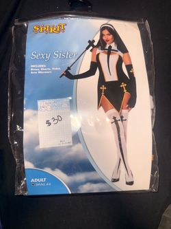 Halloween  sexy sister