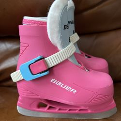 BAUER Toddler 6/7 Ice Skates LIKE NEW!
