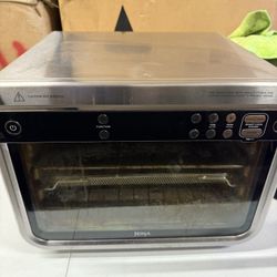 NINJA XL AIR FRY OVEN 