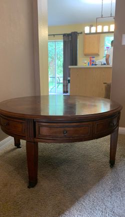 Center/ solid wood table- Mesa de centró de madera