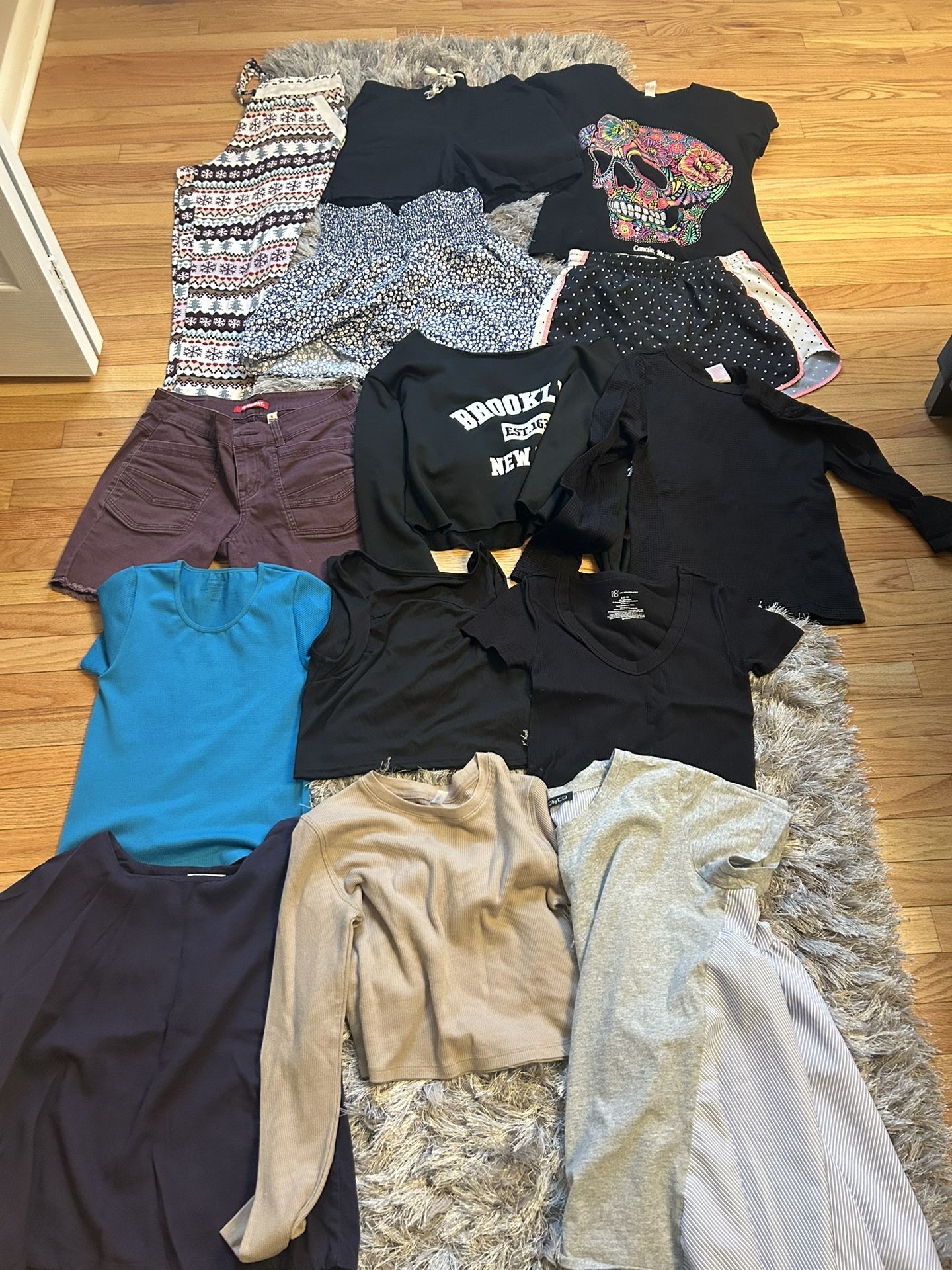Women’s Clothes Size Small