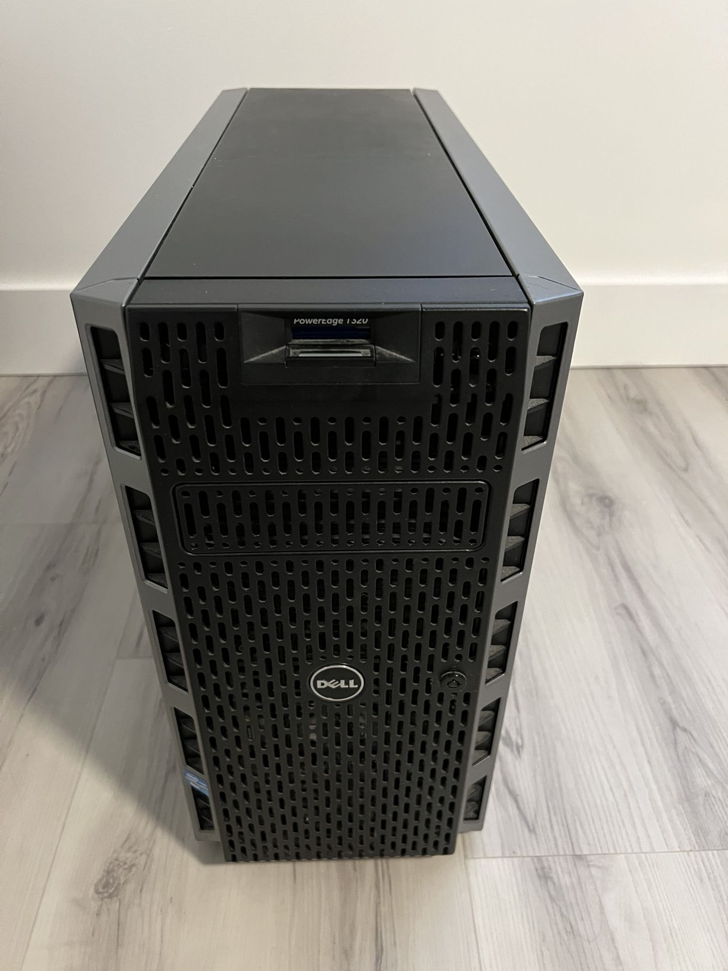 Dell PowerEdge T320 Server