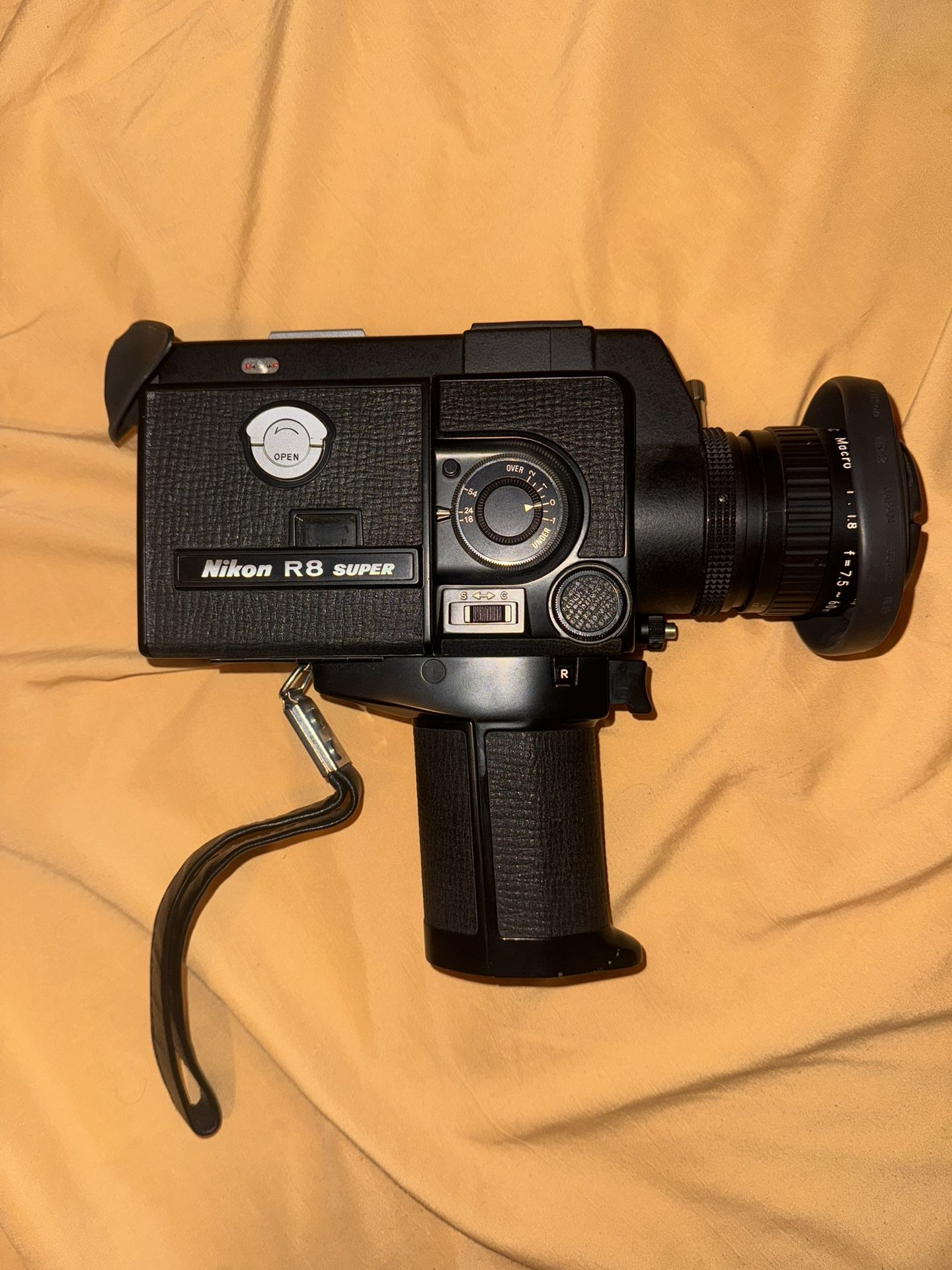 Nikon R8 SUPER オンライン セール