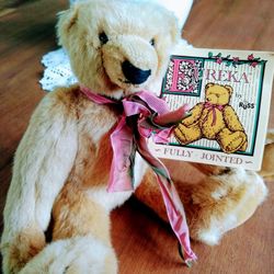 Vintage Teddy Bear, Fully Jointed  "Eureka"