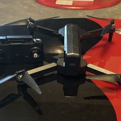 SJRC f11 Folding Drone