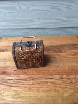 Small Basket Weave Keepsake
