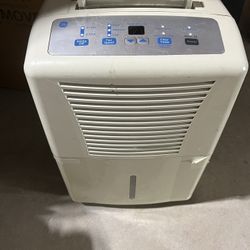 Dehumidifier 