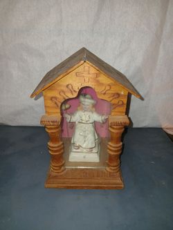 Santo Nino de Atocha Shrine lamp