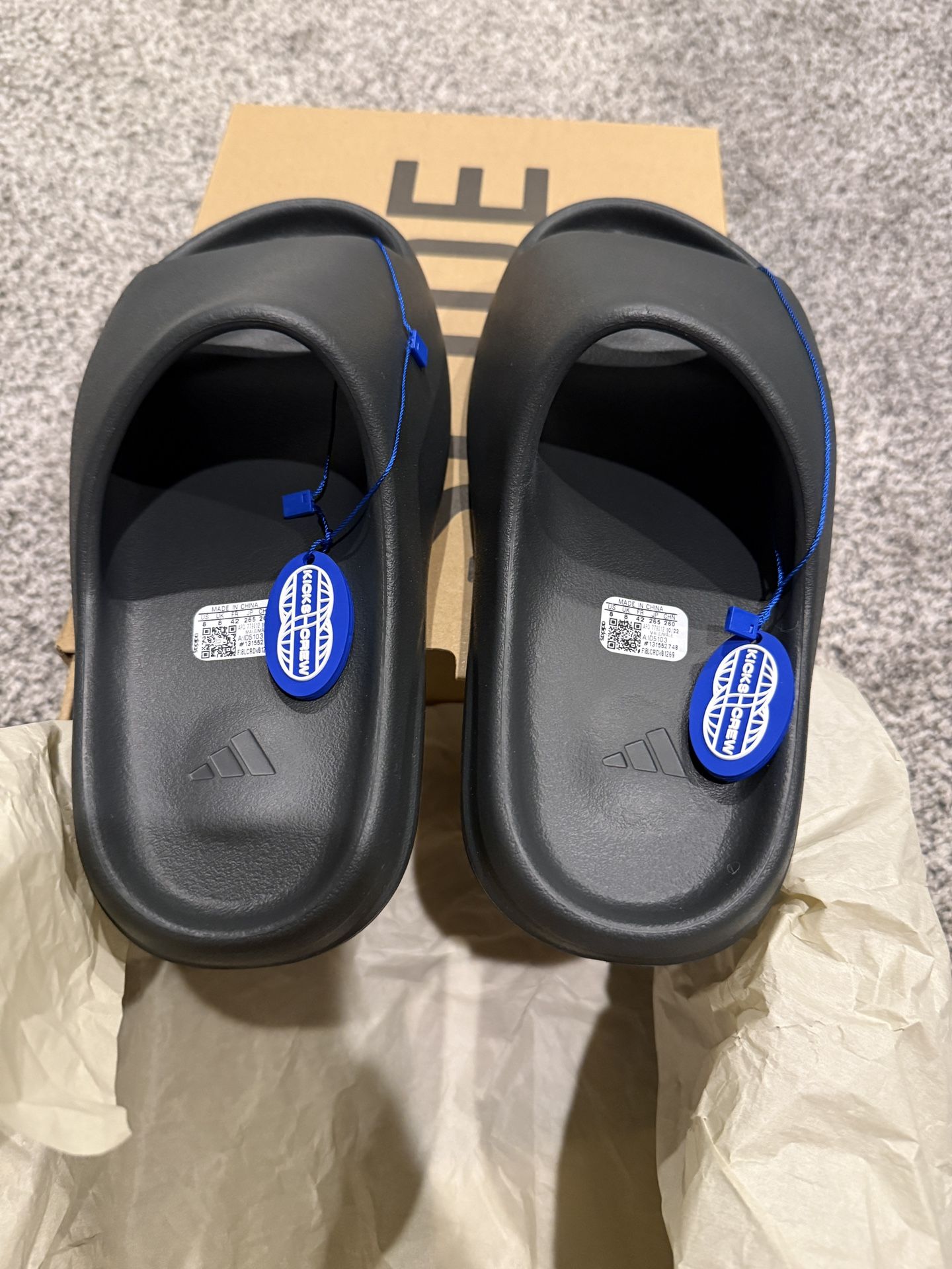 adidas gazelle silver green womens Adidas Yeezy Slide 'Onyx'  never miss