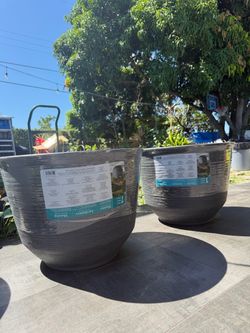 Large Round Planters Set of 3