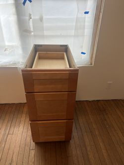 Kitchen Cabinet New 23 ¾”L x 15”W x 34”H