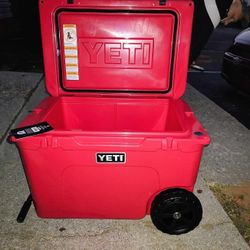 YETI TUNDRA HAUL WHEELED COOLER