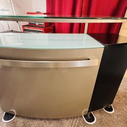 Man Cave Bar 
