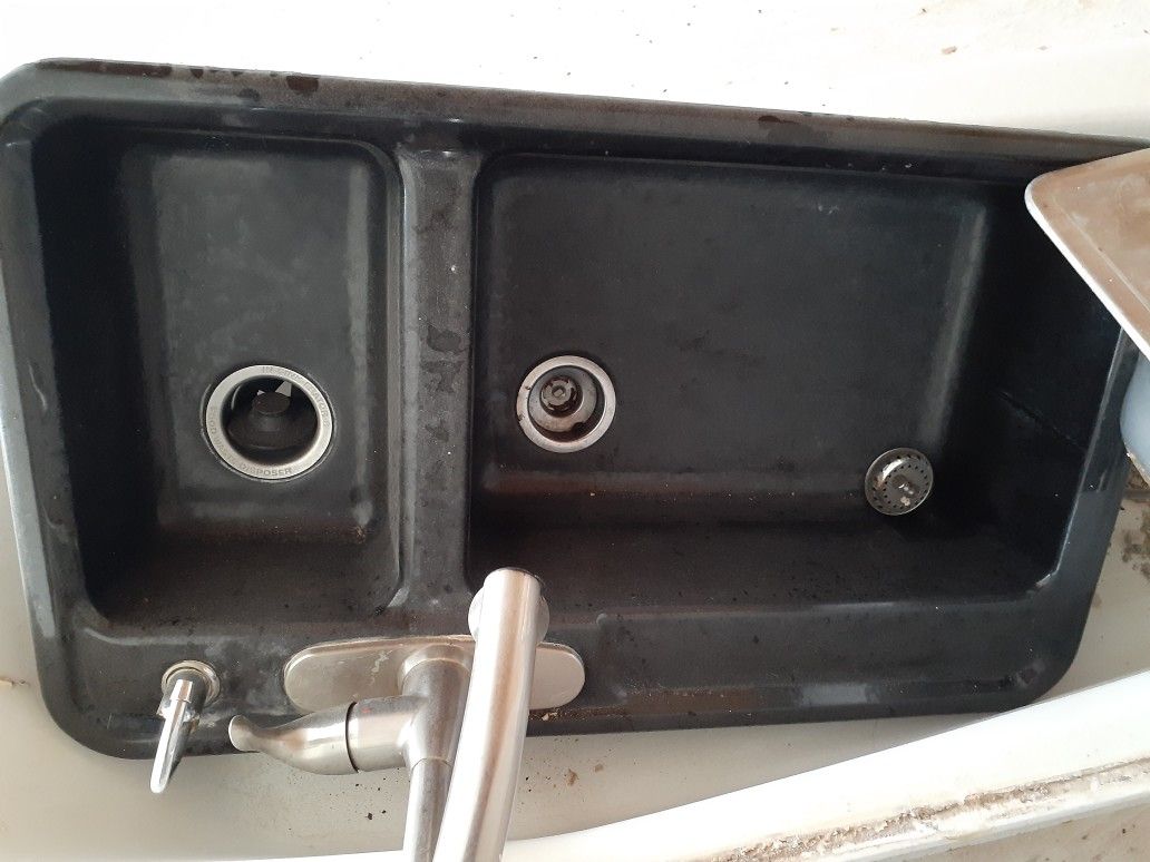 Black Cast Iron Kitchen Sink With Facet