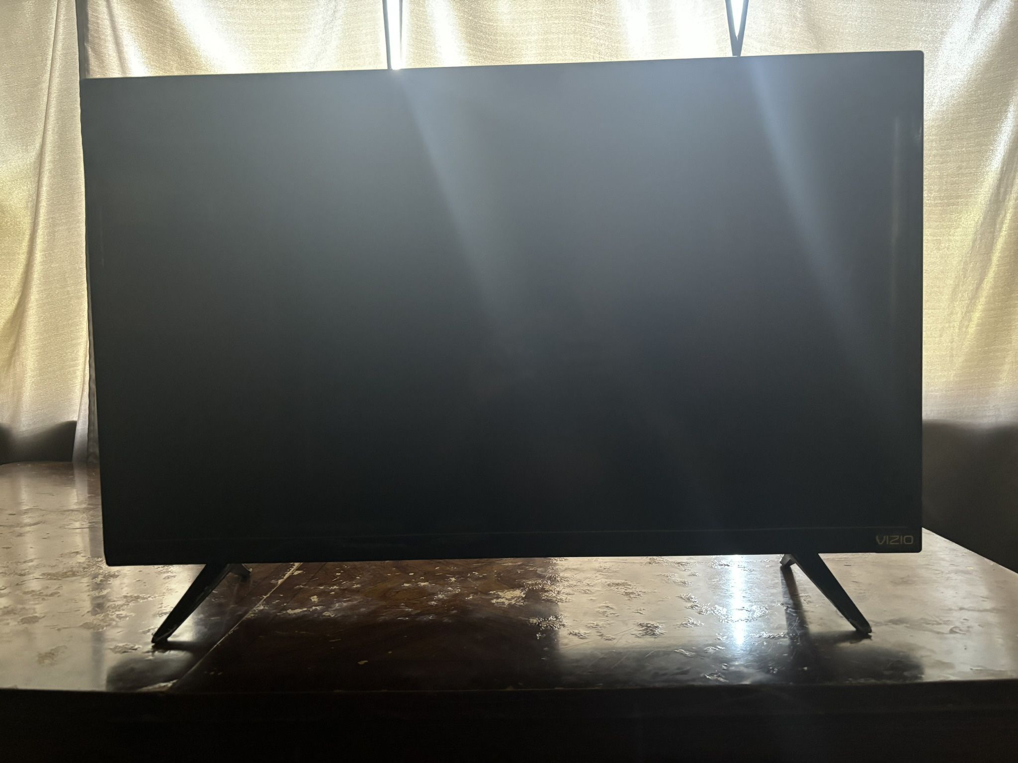 Vizio 39 tesla irvine ca 92618 TV