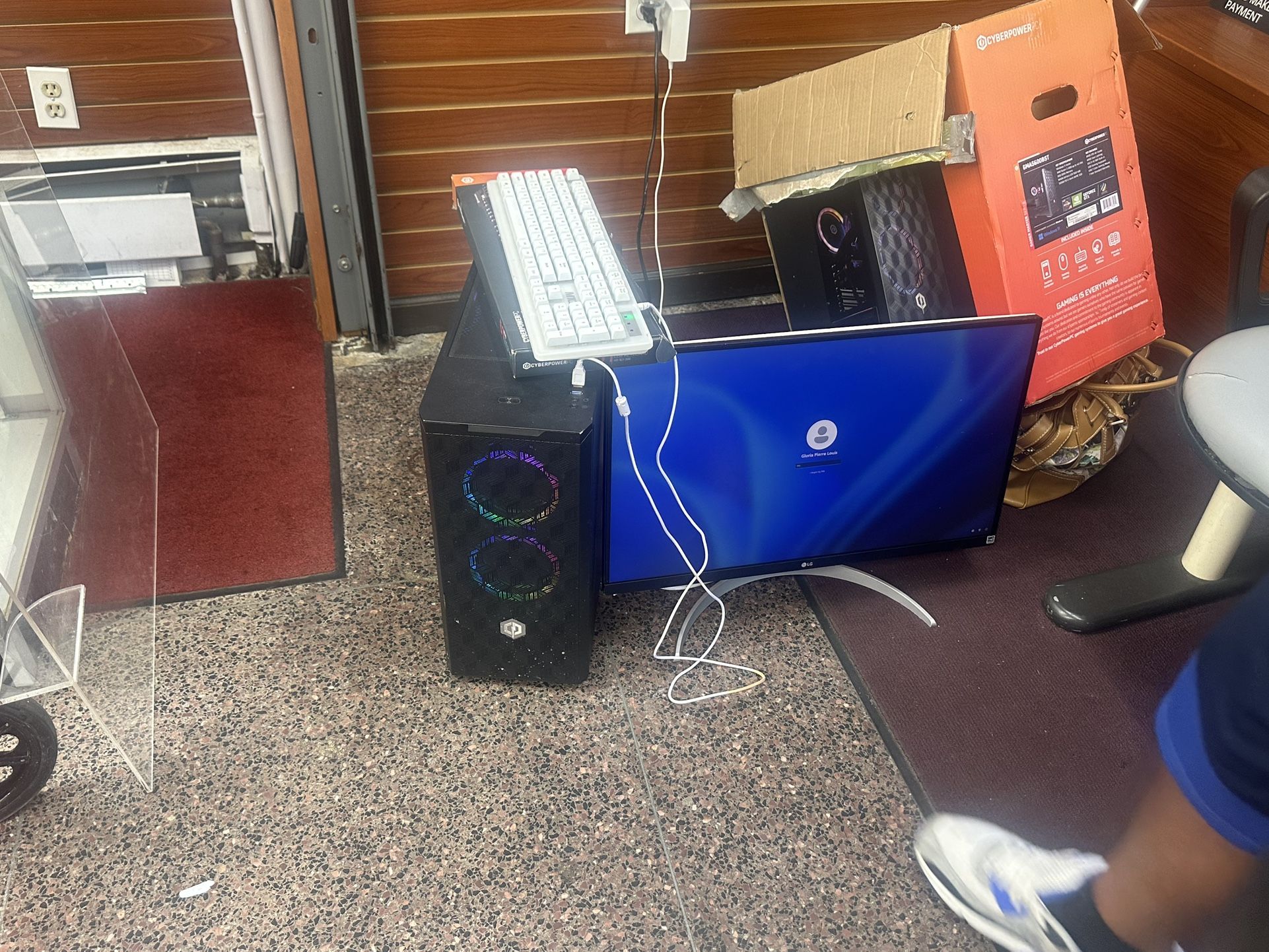 Cyber Power Pc Desktop Gaming Computer With Monitor