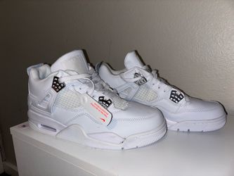 Jordan 4