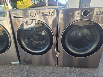 Lg Washer And Dryer Set Electric like new washer 4.7 dryer 7.8