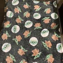 Disney Yoda Kids blanket