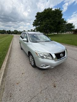 2016 Nissan Pathfinder